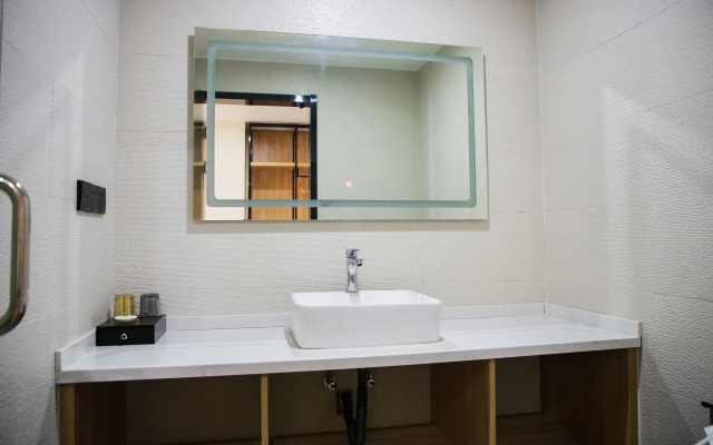 GreenTree Business Hotel (Liyang Zhongguancun Chuangzhi Park)