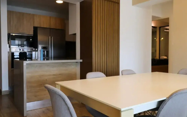 Astonishing 3BR with Balcony in Miraflores