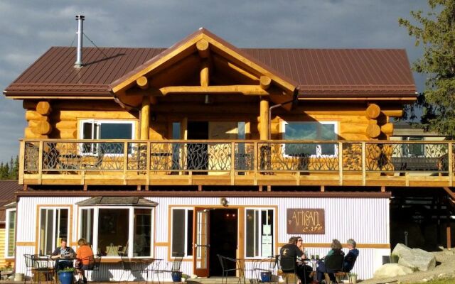 Tonglen Lake Lodge