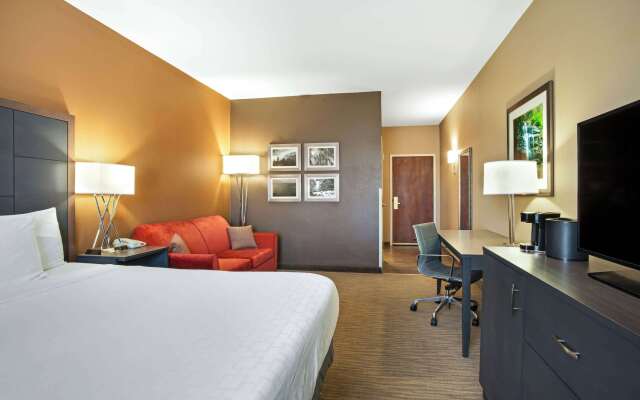 La Quinta Inn & Suites by Wyndham Boone University