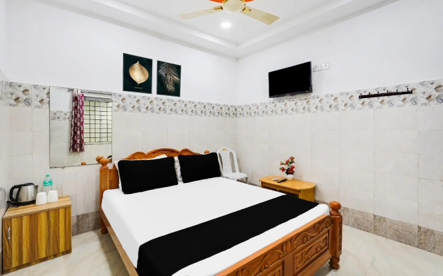 Vishnu Mahal by OYO Rooms