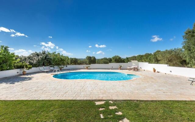 Trulli la Formosa by BarbarHouse