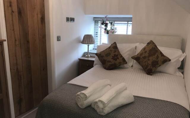 2 Bed Barn Alton Towers Chatsworth Polars Peaks