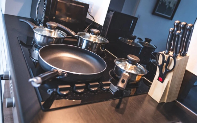 Luxurious 1 Bed Apartment City Centre VIP