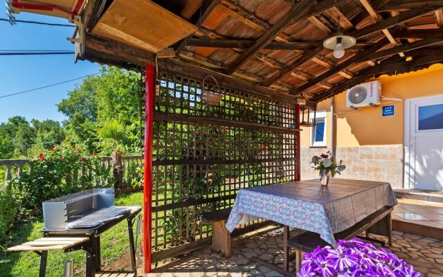 Simplistic Apartment in Opatija With Private Garden