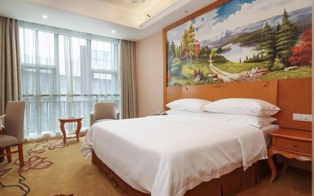 Vienna Hotel Nanjing Olympic Sports Center