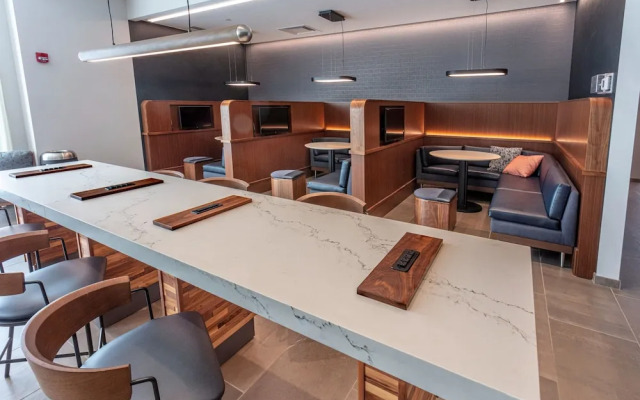 Courtyard Rochester Downtown