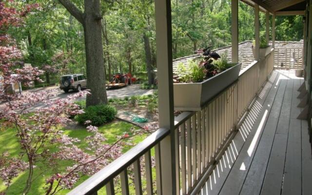 Ruby Lodge at Spring Lake Woods