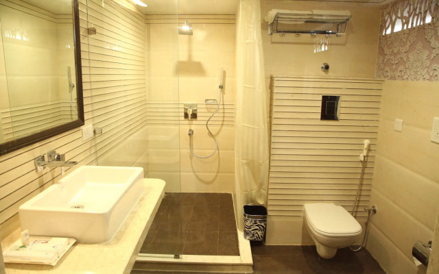 Hotel Emerald