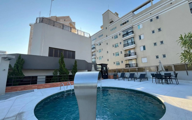 Cosmopolitan Praia Flat