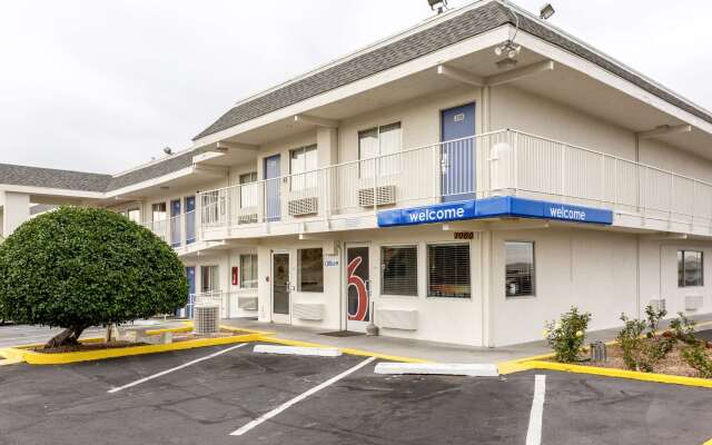 Motel 6 Albuquerque, NM - South - Airport