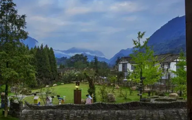 Tianfu Honggu · Gengdu Taoyuan Resort