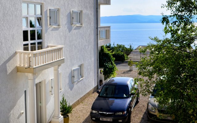 Studio apartment Via - 250 m from sea: SA2 Brela, Riviera Makarska