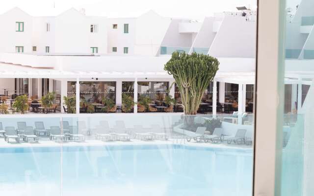 Radisson Blu Resort Lanzarote - Adults Only +16