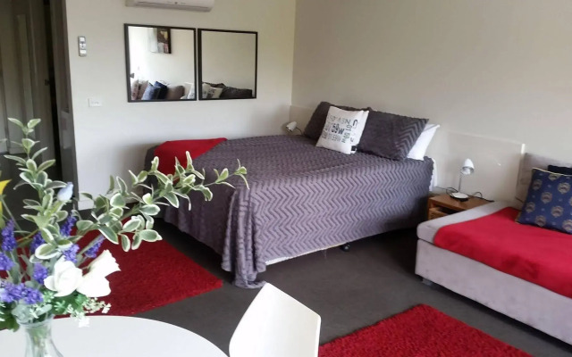 Lorne Bay View Motel