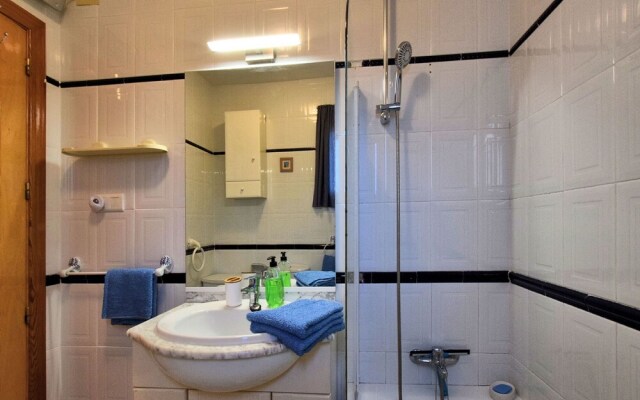 Cozy Holiday Home With Private Swimming Pool in Viñuela