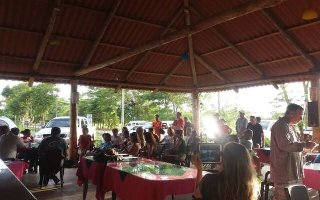Hotel Los Troncos