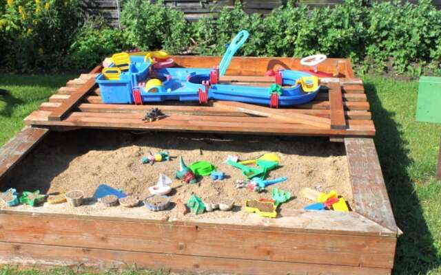 Bright Apartment in Blowatz Near the Sea Beach