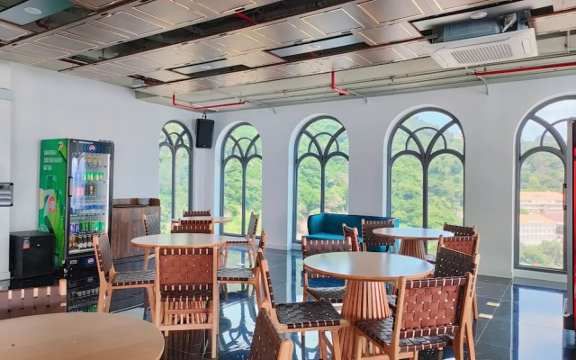 Oyster Bay Hotel Vung Tau