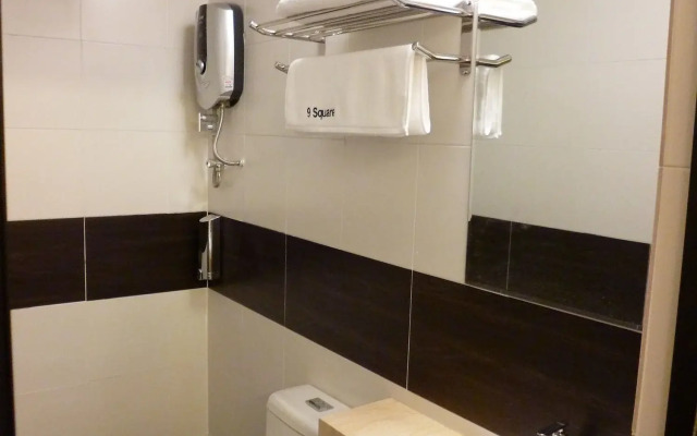 9 Square Hotel - Bangi