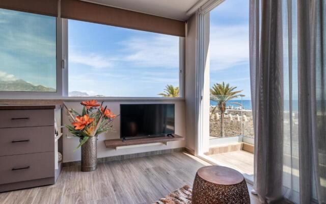 Big Blue suites 2