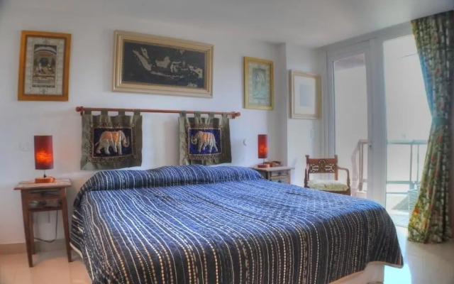 LinkHouse Tropical Triplex - 2 SUITES