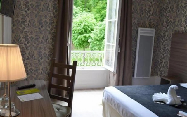 Grand Hôtel de Bourbon-Lancy - Logis - Restaurant et Spa