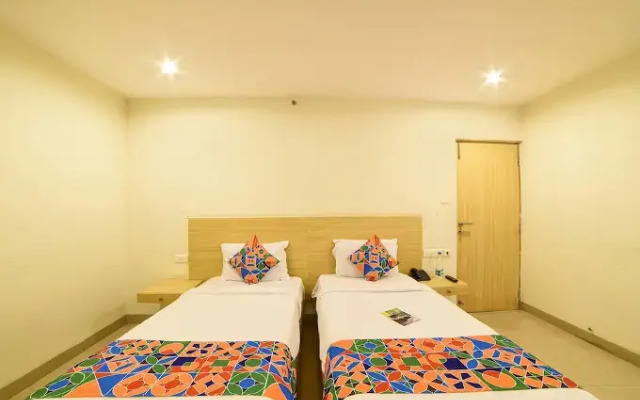 FabHotel Vinflora Banjara Hills