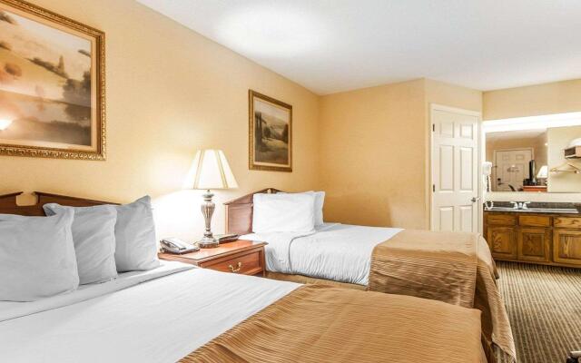 Quality Inn Decherd / Winchester