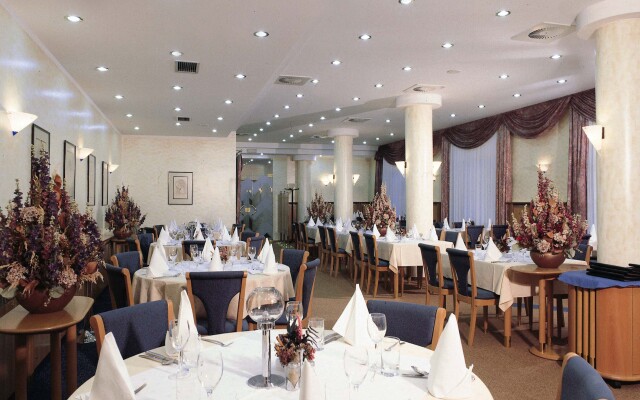 Hotel Piramida