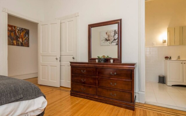 Location, Location, Location! Gym! Great Views!