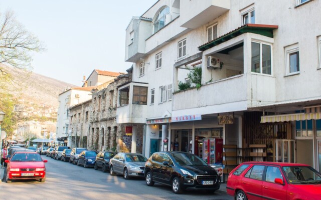 Old Town Gate Apartment