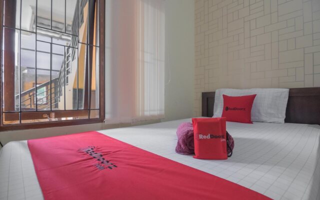 Reddoorz Near Sepinggan Airport Balikpapan 2