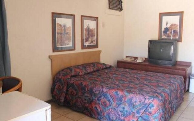 Frontier Motel