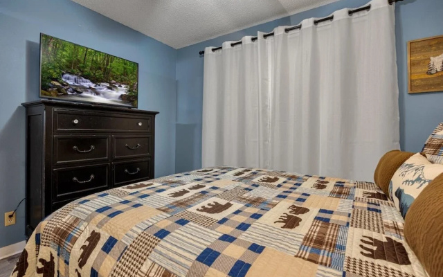Bearadise Mountain Getaway