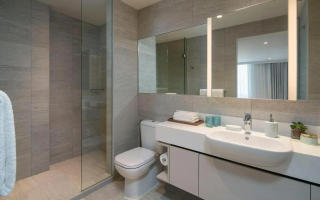 Lanson Place Winsland, Singapore