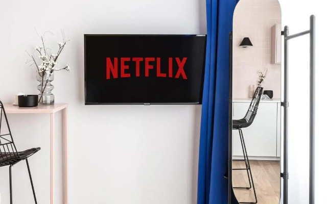 TurnKey Apartment Train Station