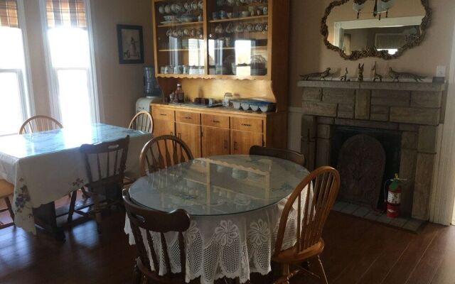 At The Harbourfront B&B