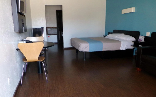 Motel 6-Missoula, MT - University