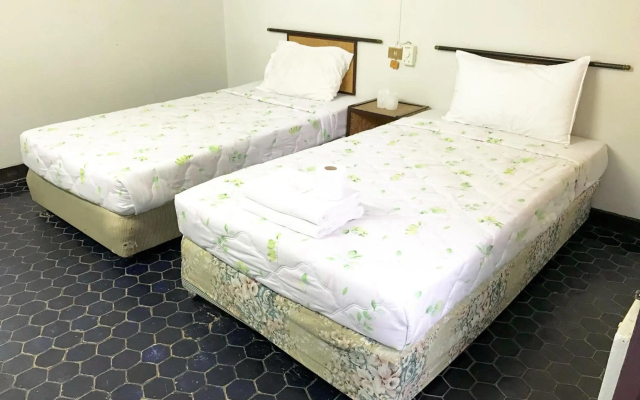 Chomdoi House Hotel