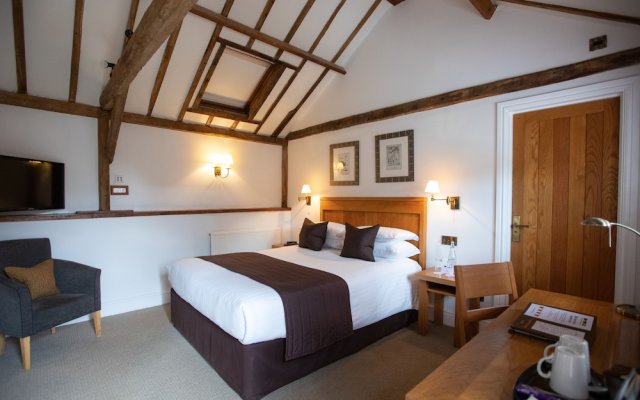 Tewin Bury Farm Hotel