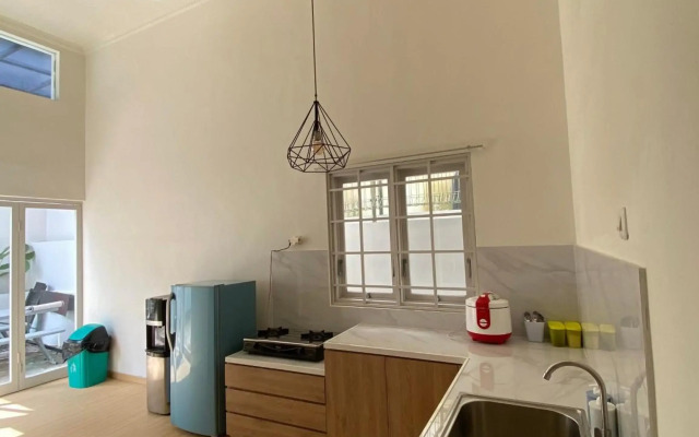 Villa Green Apple Batu