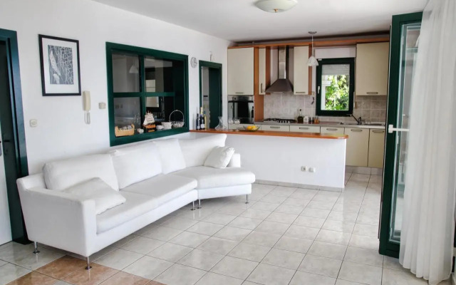 Seaside holiday house Zaostrog, Makarska - 15623