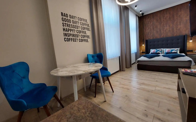 Silver Dawn Apartments