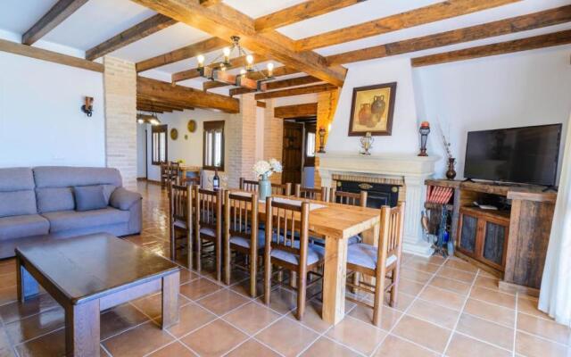 Casa Finca del Roble Antequera - La Higuera by Ruralidays