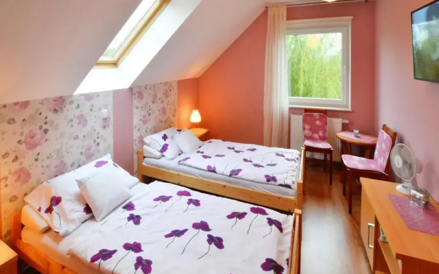 Holiday Apartment, 2 Bedrooms, Garden, Bicycles
