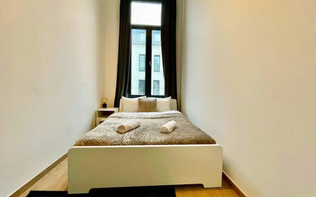 Luxury 2BR 2BA Near Fashion District by Oneluxstay