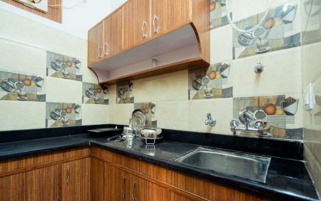 OYO 14055 Home Exotic 1BHK Barlowganj