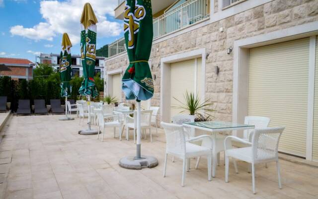 Sea Point Apart hotel Tivat