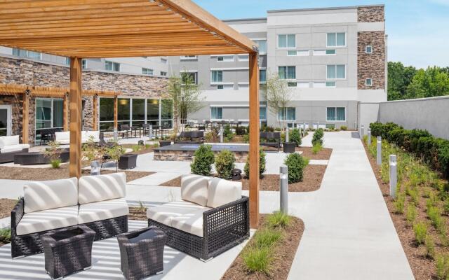Courtyard Wayne Fairfield